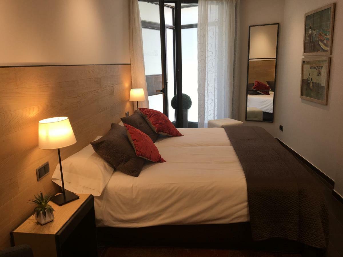 Hotel Calabria 拉加里加 外观 照片