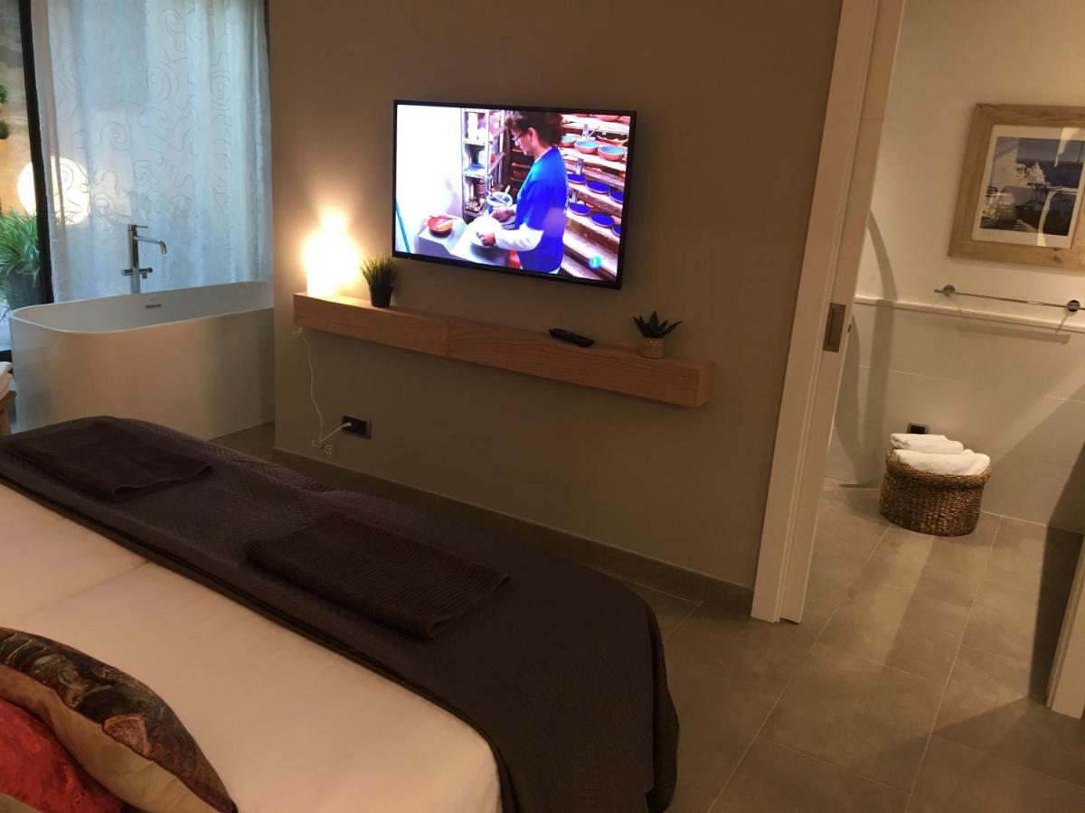Hotel Calabria 拉加里加 外观 照片